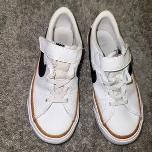 Nike Kids White and Tan Sneakers